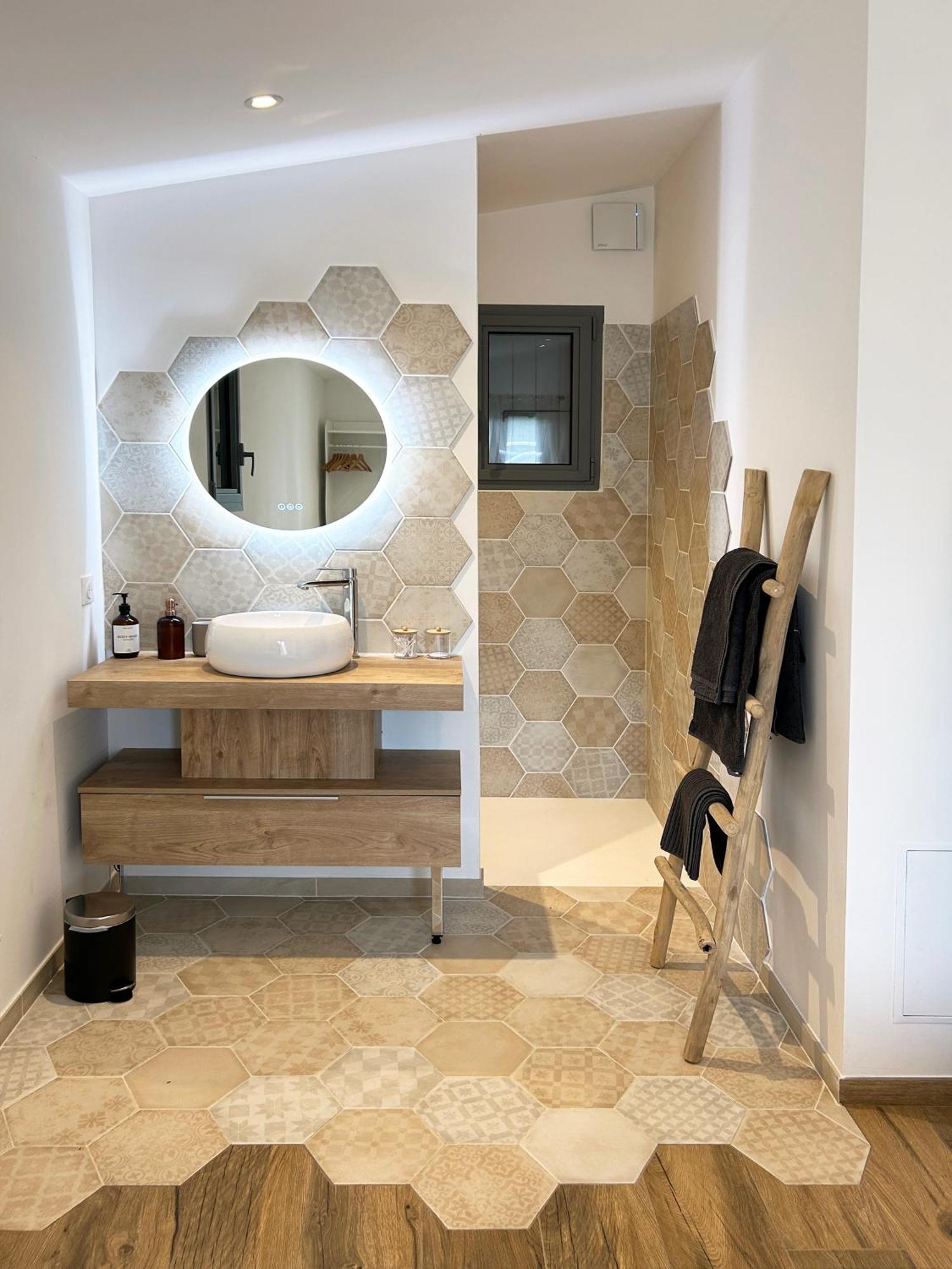 הוילה Mane  Le Petit Cabanon Provencal מראה חיצוני תמונה